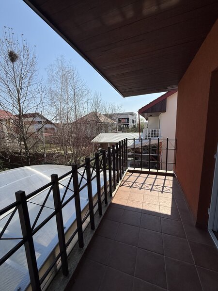 Vila superba de inchiriat in American Village,