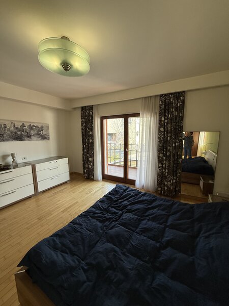 Vila superba de inchiriat in American Village,